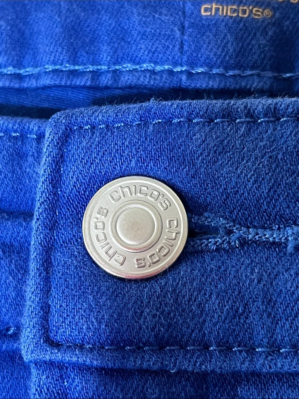 Chico’s So Slimming Girlfriend Slim Leg Crop Jeans Blue Size US 12